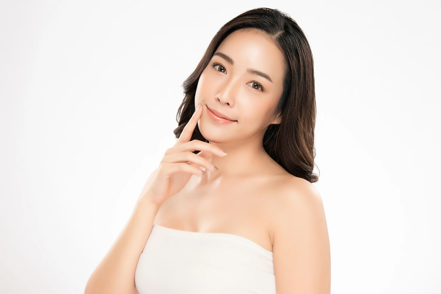 Lady with smooth and beautiful complexion after undergoing Fractional CO2 Laser treatment.